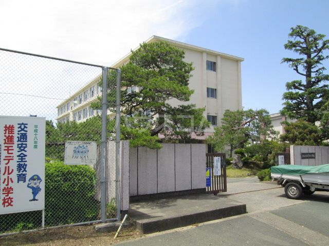 小学校　浜松市立豊西小学校（小学校）まで1087m