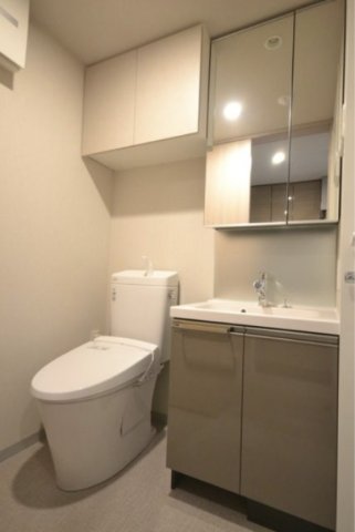 トイレ　別部屋参考写真