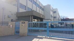小学校　名古屋市立日吉小学校（小学校）まで574m