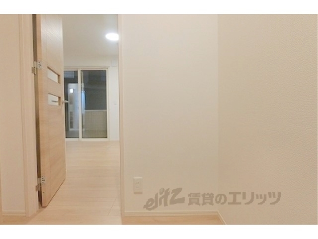 リバーサイド浪漫の玄関写真