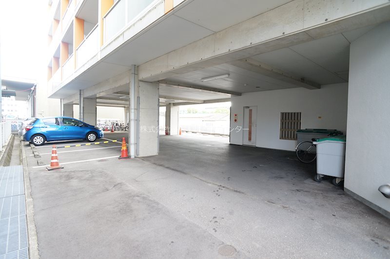 駐車場　※現在、空き無し
