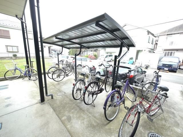 その他共有部分　★敷地内の屋根付駐輪場です★