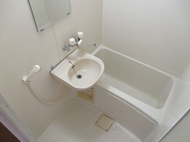 バス・シャワールーム　同型タイプ