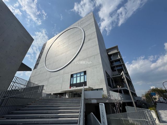 その他　茨木市文化・子育て複合施設 おにクル（その他）まで490m