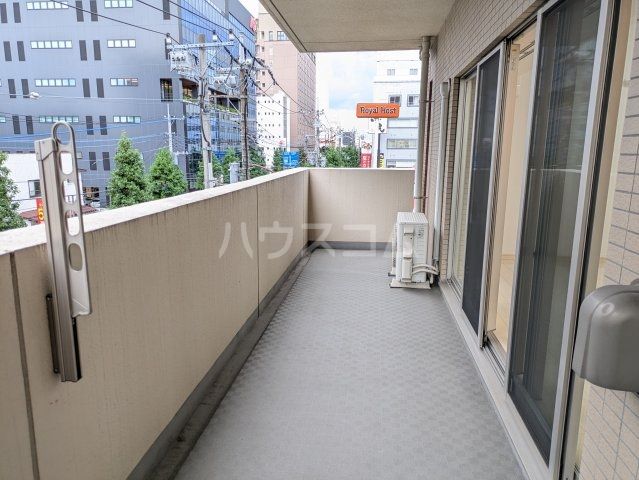 バルコニー