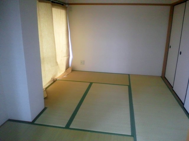 ニュー大将軍松兼IIの居間写真