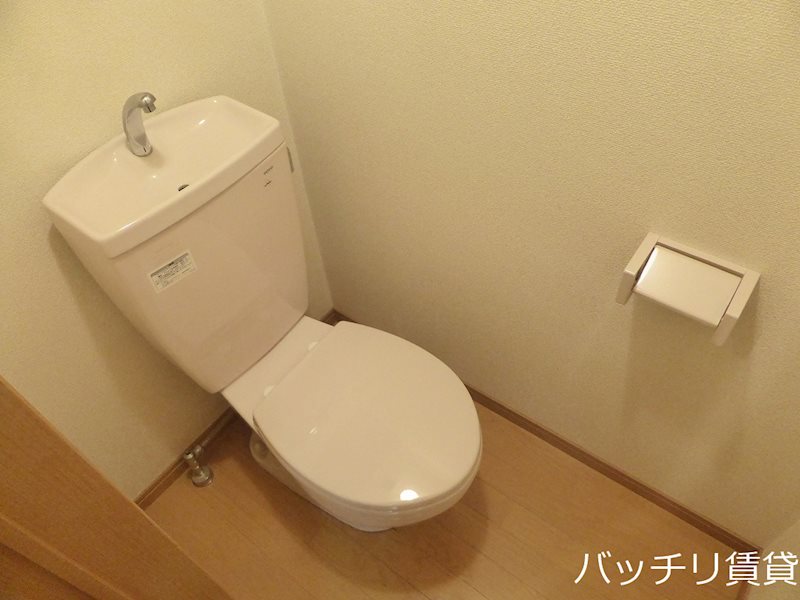 トイレ　画像は同シリーズ参考画像の為、現況を優先いたします。