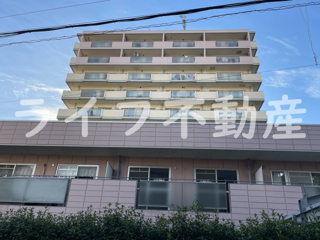 建物外観　落ち着いた雰囲気の外観です