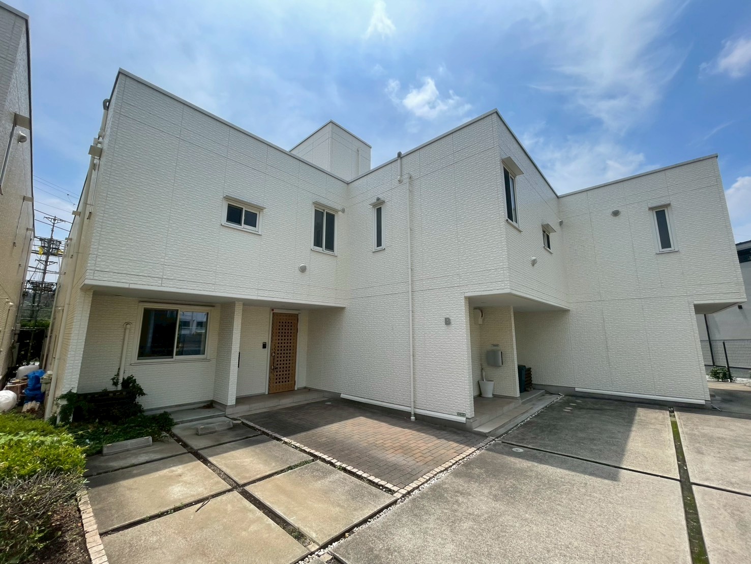 建物外観　記載の電話番号でリアルタイムな空室状況をお伝えいたします