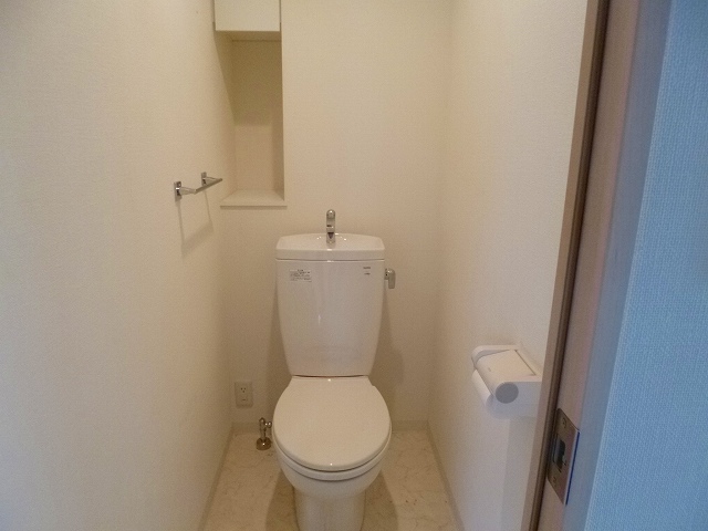 甲子園六石町ハイツのトイレ写真