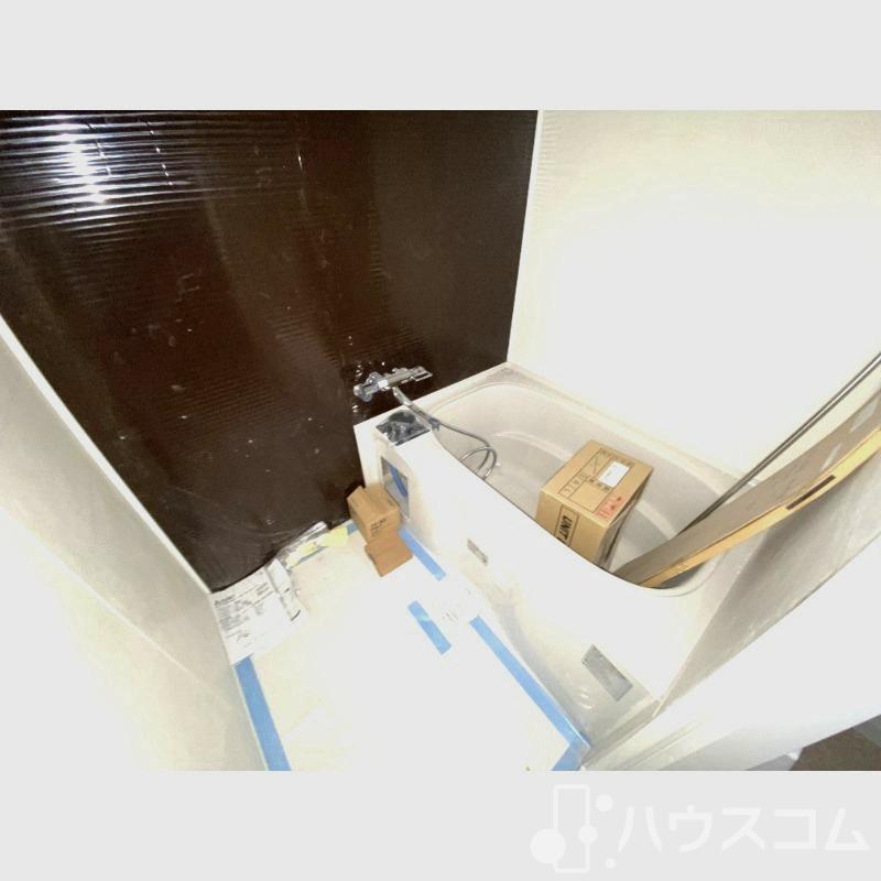 バス・シャワールーム　建築中写真です。