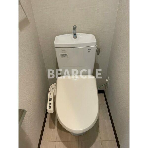 トイレ　落ち着いたトイレです