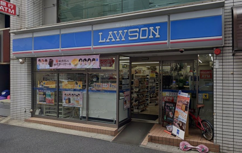 コンビニ　ローソン入船店（コンビニ）まで138m