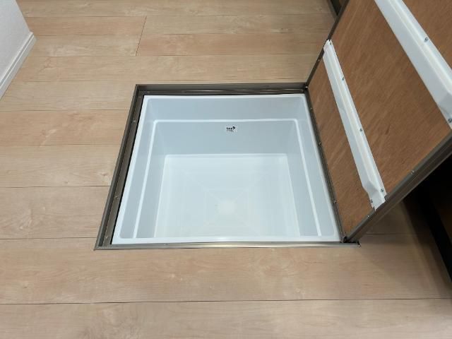 大阪モノレール彩都線 豊川駅 徒歩13分 2階建 新築の内装写真