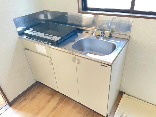 ヴィルヌープ早川町のキッチン写真