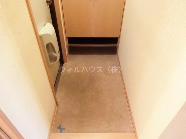 玄関　シューズボックスあり！