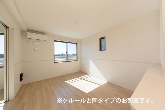 居室・リビング　類似写真