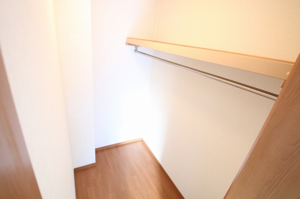 収納　※同物件別号室写真となります。
