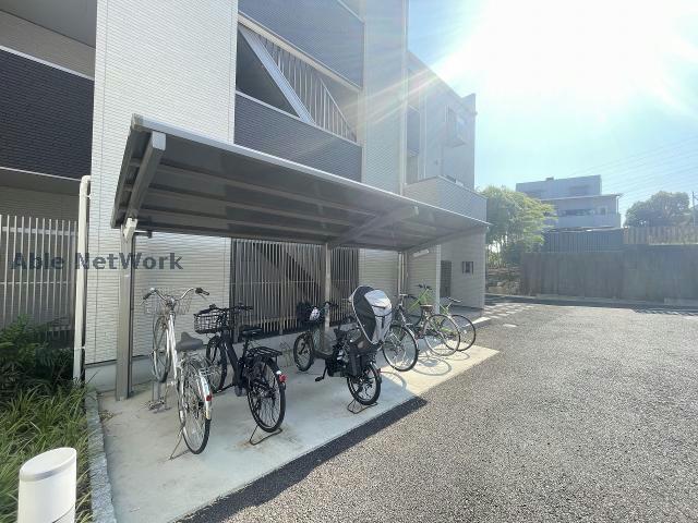 ex240IIIの外観写真