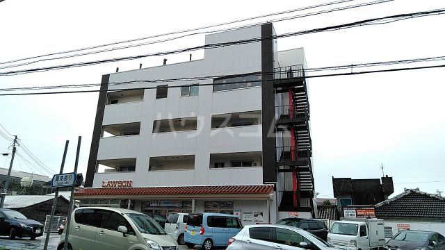 コンビニ　ローソン 県立芸術大学前店（コンビニ）まで736m