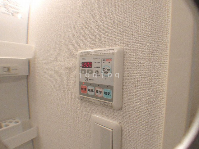その他設備　嬉しい浴室乾燥機付き★