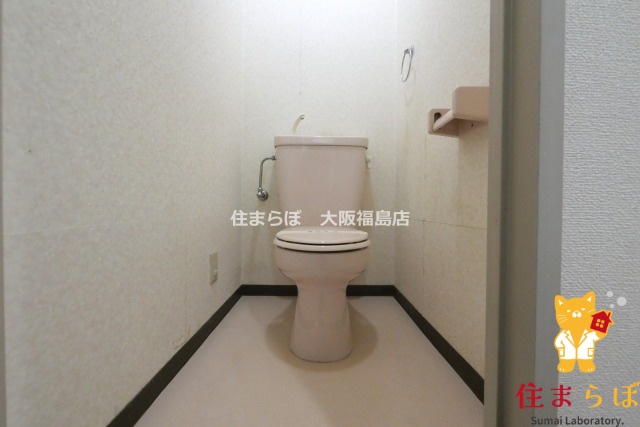 地下鉄長堀鶴見緑地線 ドーム前千代崎駅 徒歩5分 4階建 築30年のトイレ写真