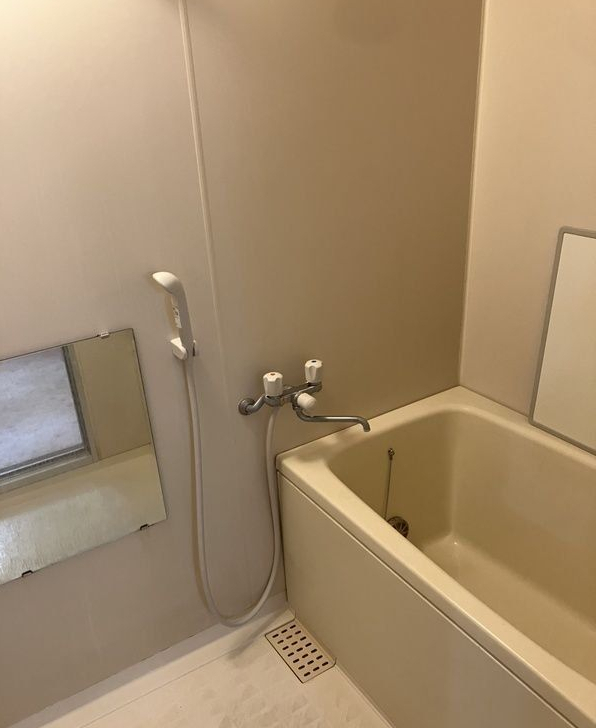 バス・シャワールーム　バス※別部屋参考写真