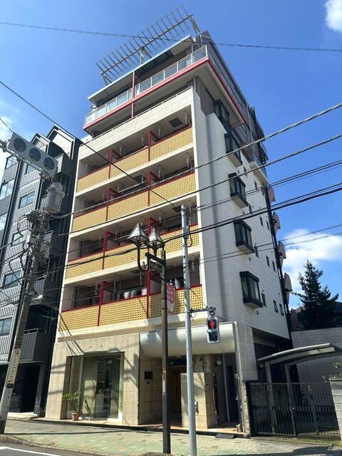 建物外観　外観は落ち着いています
