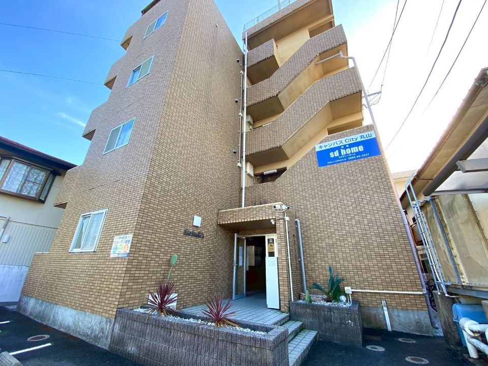 キャンパスCity丸山の外観写真