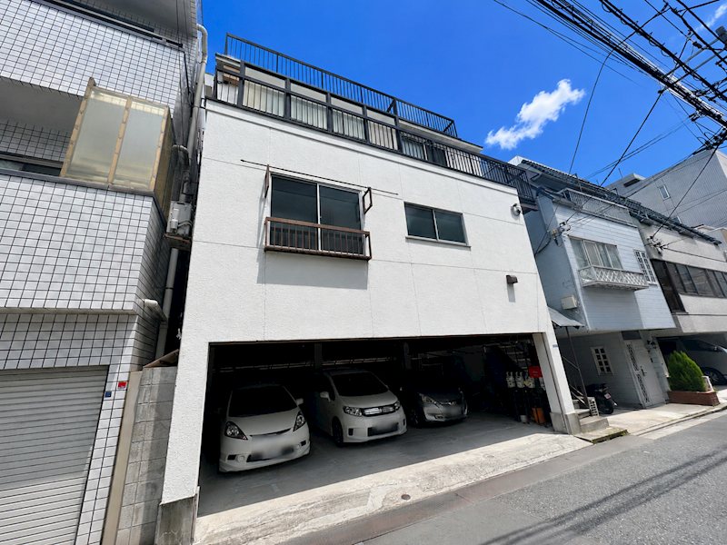 建物外観　２駅３路線利用可
