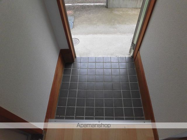 ハイツJの玄関写真