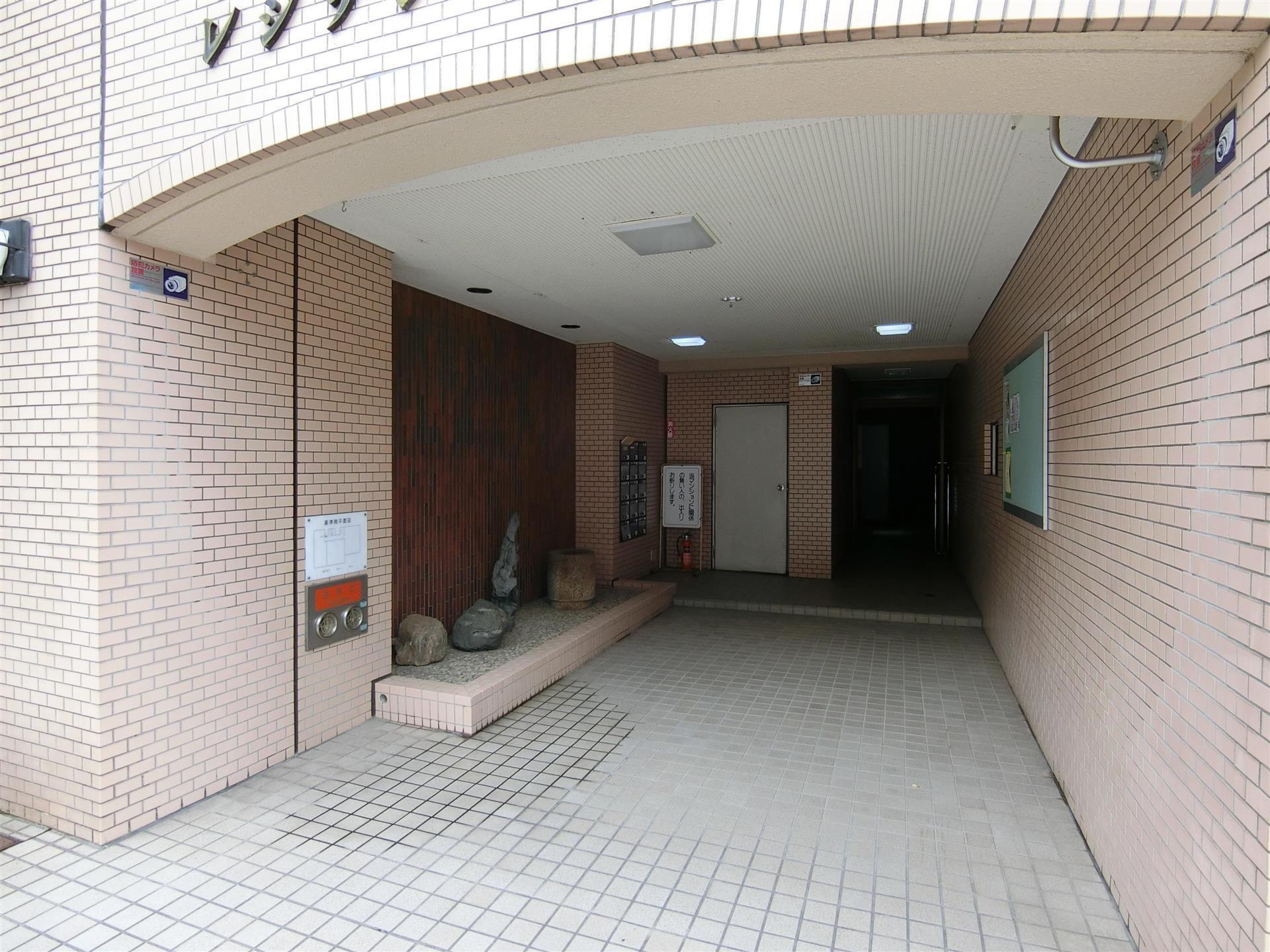 その他　エントランス