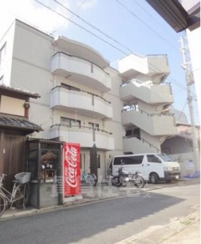 京都市上京区常陸町のマンションの建物外観