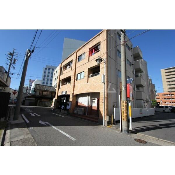 愛知県名古屋市中川区尾頭橋３（マンション）の賃貸物件の外観