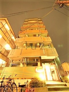 グランリーヴェル横濱三ッ沢公園の建物外観