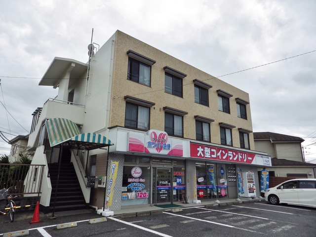 八王子市犬目町のマンションの建物外観