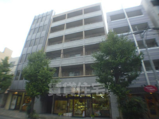 【京都市中京区榎木町のマンションの建物外観】