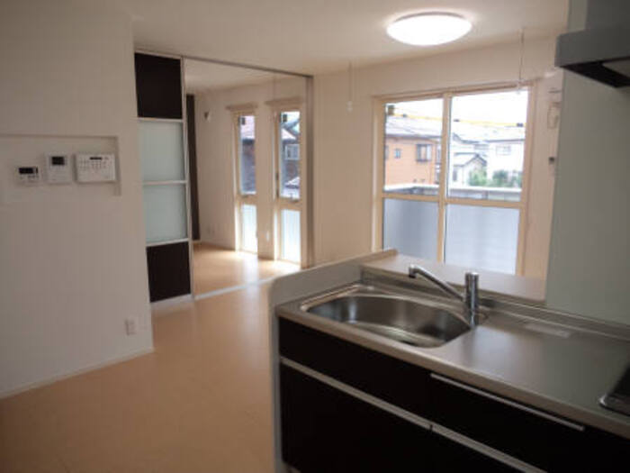 居室・リビング　使いやすい居間です