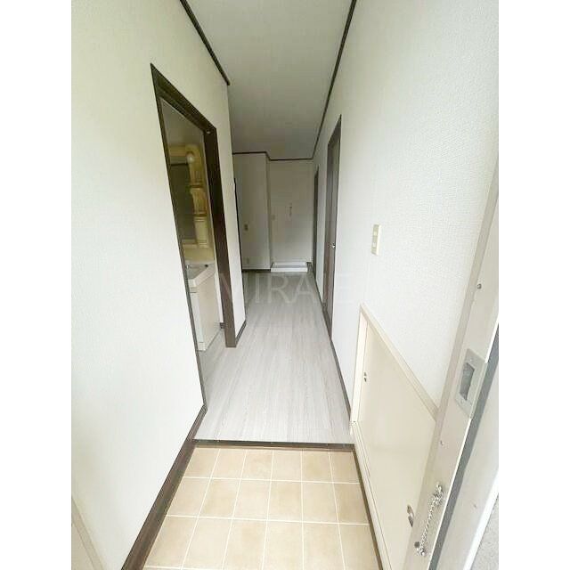 玄関　物件画像