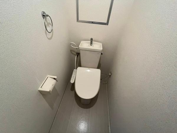 トイレ　やっぱりセパレート！