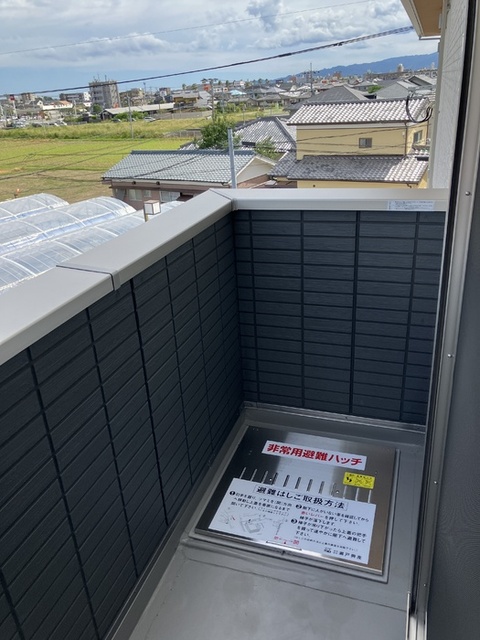 バルコニー　３０２　バルコニー
