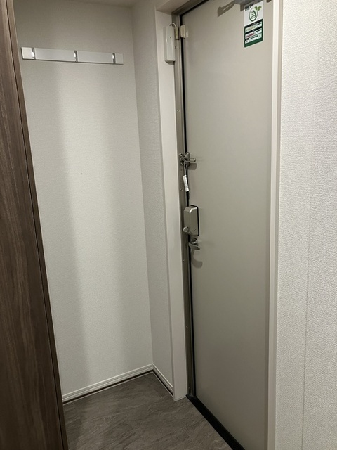 玄関　３０２　玄関