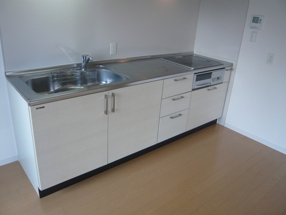 キッチン　※別部屋の写真です