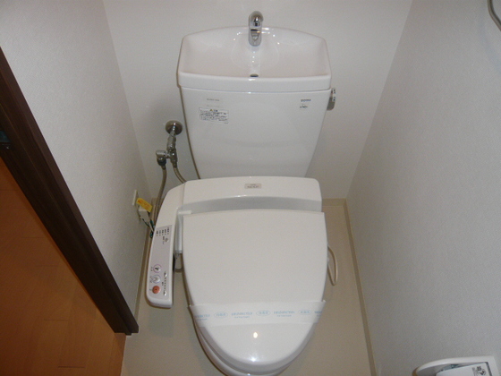 トイレ　※別部屋の写真です