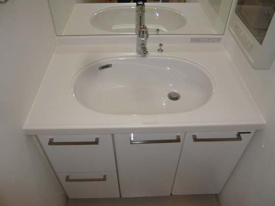 洗面設備　※別部屋の写真です