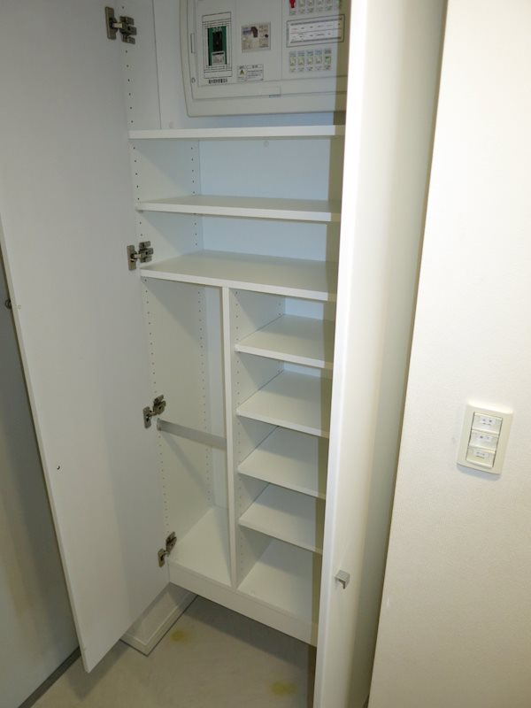 玄関　★見学予約受付中★