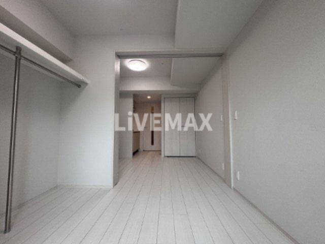 その他部屋・スペース　別号室につきフローリングが異なります。