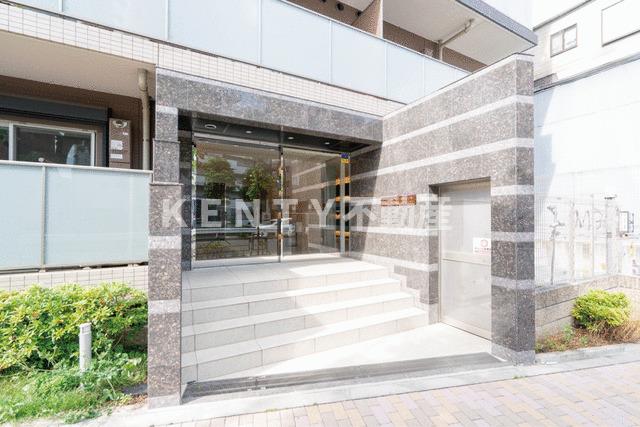 エントランス　建物の内部です