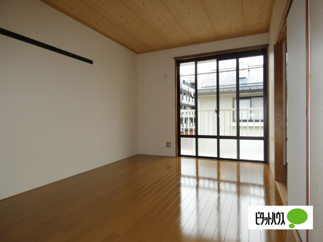 居室・リビング　写真は別のお部屋のものです