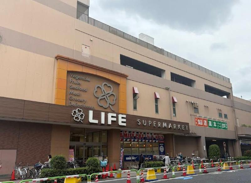 スーパー　ライフ南千住店（スーパー）まで300m